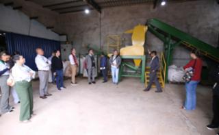 Visita à ONG “Programando o Futuro”, parceira responsável por receber os computadores descartados.