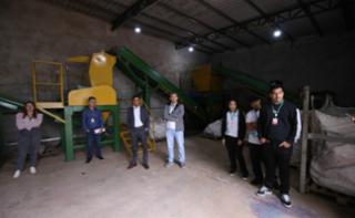 Visita à ONG “Programando o Futuro”, parceira responsável por receber os computadores descartados.