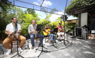 Viveiro aberto e Sarau.