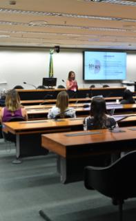 Oficina "Felicidade no Trabalho" - Estratégias eficazes para o fortalecimento de uma cultura de saúde e bem-estar no trabalho. DAS / COAPS - Coordenação de Auditoria , Perícia e Gestão da Saúde Laboral, Luciana Arder Santos Medeiros