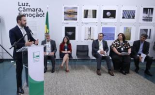 Cerimônia de Premiação do Concurso “Luz, Câmara, Emoção” e Lançamento de Fotolivro de mesmo título. Diretor-Geral da Câmara dos Deputados, Guilherme Barbosa Brandão.