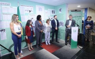 Abertura da Exposição Servidores Constituintes. Diretor do Centro de Documentação e Informação, Sergio Sampaio.