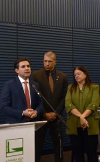 3º Fórum Legislativo do Esporte - Ouvindo para transformar: experiências que constroem um futuro esportivo. Presidente da Câmara dos Deputados, Hugo Motta (REPUBLICANOS - PB). Dep. Douglas Viegas (UNIÃO-SP). Dep. Laura Carneiro(PSD-RJ)