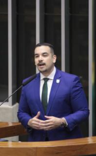 Homenagem aos 50 anos da Sociedade Esportiva do Gama. 	Segundo Vice-Presidente da Sociedade Esportiva do Gama, Gustavo José.