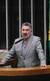 Homenagem aos 50 anos da Sociedade Esportiva do Gama. 	Subsecretário do Esporte Do Distrito Federal, Nivaldo Félix.