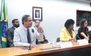 Discussão e votação do Parecer do Relator. Dep. Orlando Silva (PCDOB-SP). Dep. Benedita da Silva (PT - RJ)