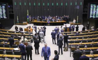 Discussão e votação das Lei de Diretrizes Orçamentárias