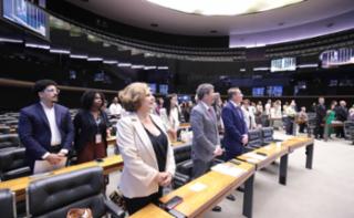 Homenagem aos 45 anos do curso de graduação em Odontologia da UnB.