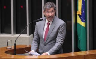 Homenagem aos 45 anos do curso de graduação em Odontologia da UnB. Partcipante, Roberot Machado.