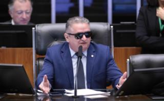 Homenagem aos 45 anos do curso de graduação em Odontologia da UnB.  Dep. Prof. Reginaldo Veras (PV-DF)