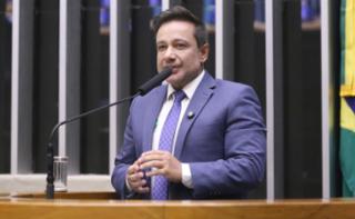 Homenagem aos 279 anos do município de Luziânia – GO. 	Vice-prefeito do Município de Luziânia – GO, Télio Rodrigues.