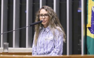 Homenagem aos 279 anos do município de Luziânia – GO. Juíza de Direito, Luciana Oliveira de Almeida Maia da Silveira.