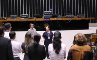 Visita ao Congresso Nacional com apresentação da edição especial do “Visite Encena”.