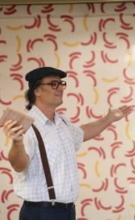 Visita ao Congresso Nacional com apresentação da edição especial do “Visite Encena”.  Representando Athos Bulcão, Antônio Paulo.