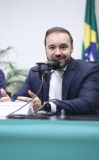Foto oficial para os empossados.  Diretor-Geral da Câmara dos Deputados, Guilherme Barbosa Brandão.