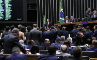 Discussão e votação de propostas legislativas. Dep. Glauber Braga (PSOL-RJ)