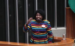 Discussão e votação de propostas legislativas. Dep. Benedita da Silva (PT-RJ)