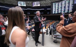 Discussão e votação de propostas legislativas. Dep. Lindbergh Farias (PT - RJ)