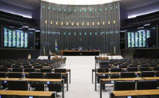 Discussão e votação de propostas legislativas.