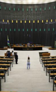 Votação de propostas legislativas.