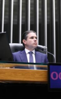 Outorga da Medalha Prefeitos pela Alfabetização das Crianças. Presidente da Câmara dos Deputados, Hugo Motta (REPUBLICANOS - PB)