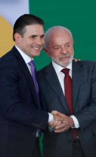 Cerimônia de Transmissão de cargo e de posse do novo Ministro do Turismo.Presidente da Câmara dos Deputados, Hugo Motta (REPUBLICANOS - PB),Presidente do Brasil, Luiz Inácio Lula da Silva.
