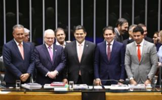 Destinada a inaugurar a 4ª Sessão Legislativa Ordinária da 57ª Legislatura.