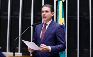 Destinada a inaugurar a 4ª Sessão Legislativa Ordinária da 57ª Legislatura. Presidente da Câmara dos Deputados, Hugo Motta (REPUBLICANOS - PB).