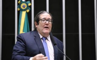 Discussão e votação de propostas legislativas. Dep. Tarcísio Motta (PSOL-RJ).