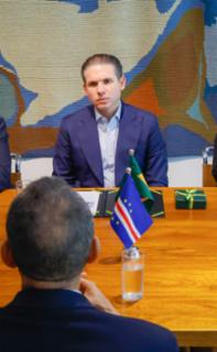 Reunião com membros da comitiva de Cabo Verde. Presidente da Câmara dos Deputados, Hugo Motta (REPUBLICANOS - PB).