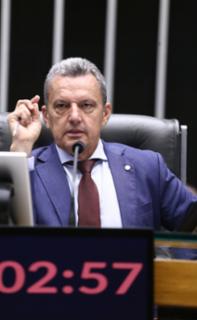 Discussão e votação de propostas legislativas. Dep. Charles Fernandes (PSD-BA)