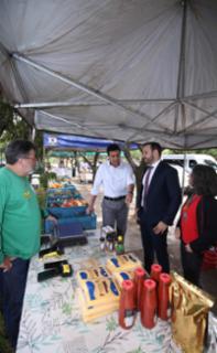 Feira de Orgânicos da Câmara dos Deputados. Dep. Carlos Veras (PT - PE) e Diretor-Geral da Câmara dos Deputados, Guilherme Barbosa Brandão.