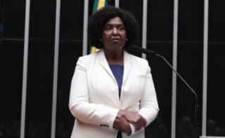 Discussão e votação de propostas legislativas. Dep. Benedita da Silva (PT - RJ)