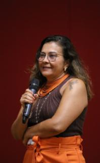 Cerimônia de encerramento de contrato e homenagem a Jovens Aprendizes. Centro de documentação e informação, Ana Lucia