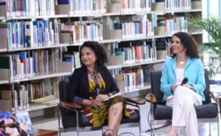 Bate-papo com a escritora do livro "Almerinda Gama: A sufragista negra". Apresentadora, Maira Brito. Apresentadora, Lara Haje.