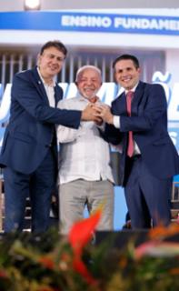 Cerimônia de 113 Inaugurações Simultâneas em Instituições de Ensino e Celebração das Escolas Conectadas. Ministro de Estado da Educação, Camilo Santana, Presidente da República do Brasil, Luis Inácio Lula da Silva, Presidente da Câmara dos Deputados, Hugo Motta (REPUBLICANOS - PB)