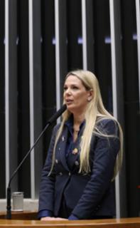 Homenagem ao Dia Mundial de Conscientização do Autismo. Vereadora do Município de Niterói - RJ, Fernanda Louback.