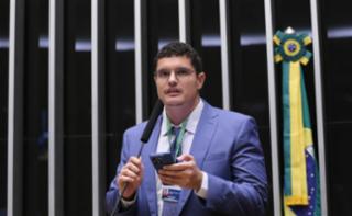 Homenagem ao Dia Mundial de Conscientização do Autismo. 	Professor do Núcleo de Autismo e Neurodiversidade da Universidade de Brasília, Pedro Lucas Costa.