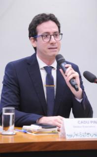 Audiência Pública - Relatório de Impacto da Causa Animal. Diretor Executivo da Federação da Causa Animal - FEBRACA, Cadu Pinotti.