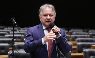 Discussão e votação de propostas legislativas. Dep. Merlong Solano (PT - PI)
