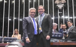 Promulgação da Emenda Constitucional nº 139/2026, que reconhece os Tribunais de Contas como órgãos permanentes e essenciais ao controle externo da administração pública. Presidente da Associação dos Membros dos Tribunais de Contas do Brasil e Presidente da Câmara dos Deputados, Hugo Motta (REPUBLICANOS - PB)