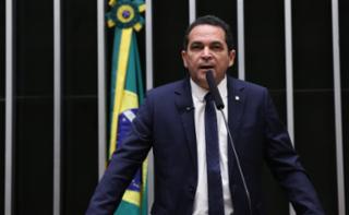 Discussão e votação de propostas legislativas. Dep. Paulo Lemos (PSOL - AP)