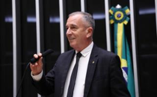 Discussão e votação de propostas legislativas. Dep. Bebeto (PP-RJ)