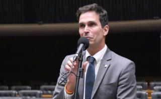 Discussão e votação de propostas legislativas. Dep. Luiz Lima (PL - RJ)
