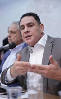 São Paulo(SP): Câmara pelo Brasil. Dep. Da Vitoria (PP-ES)
