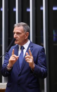 Discussão e Votação de propostas legislativas. Dep. Marcelo Crivela (PL-RJ)
