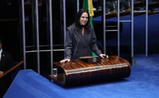 Homenagem aos 112 anos do Comitê Olímpico do Brasil. Ex-atleta olímpica, Virna Cristine Dias.