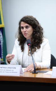 Audiência Pública - Aspectos jurídicos da criminalização da misoginia: direito nacional constitucionalidade e experiências internacionais. Chefe de Gabinete da Embaixada da França em Brasília e Conselheira Política, Cynthia Ohayon.