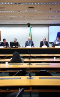 Audiência Pública - Debate sobre projetos que tratam sobre o trabalhador agrícola safrista.