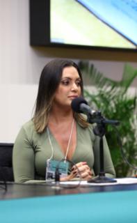 Encontro da Rede Legislativa de Rádio e TV 2026: de Olho no Futuro. Diretora-geral da TV Assembleia Legislativa da Bahia, Michele Gramacho.